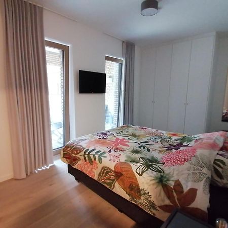 Bartine - Modern And Spacious Flat Near The Sea, Free Parking Space Oostende Exteriör bild
