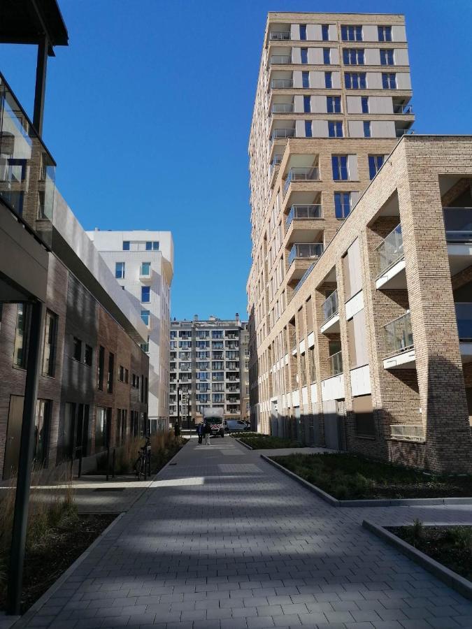 Bartine - Modern And Spacious Flat Near The Sea, Free Parking Space Oostende Exteriör bild