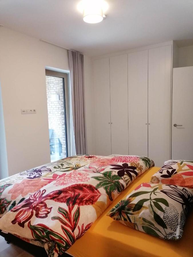 Bartine - Modern And Spacious Flat Near The Sea, Free Parking Space Oostende Exteriör bild