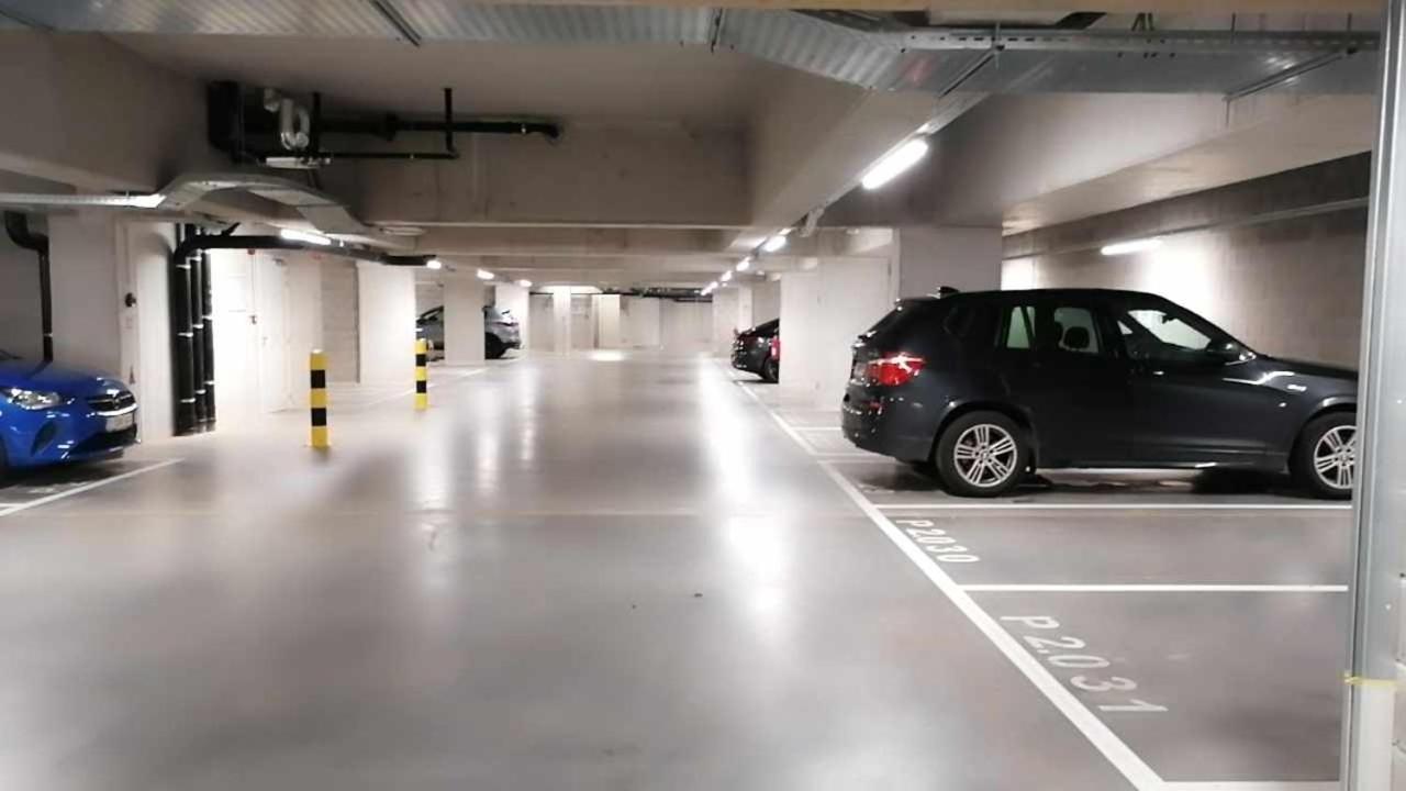 Bartine - Modern And Spacious Flat Near The Sea, Free Parking Space Oostende Exteriör bild