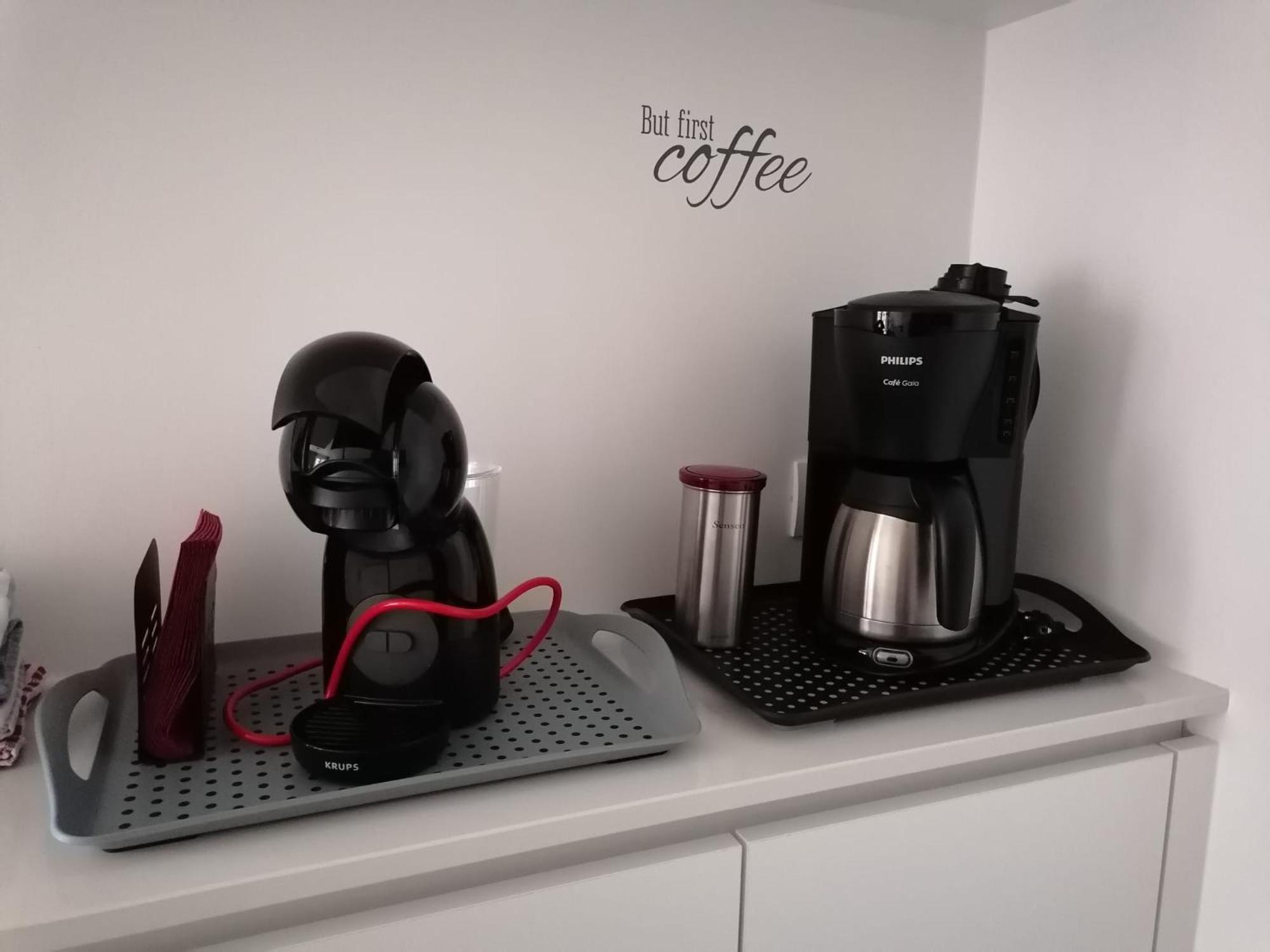 Bartine - Modern And Spacious Flat Near The Sea, Free Parking Space Oostende Exteriör bild